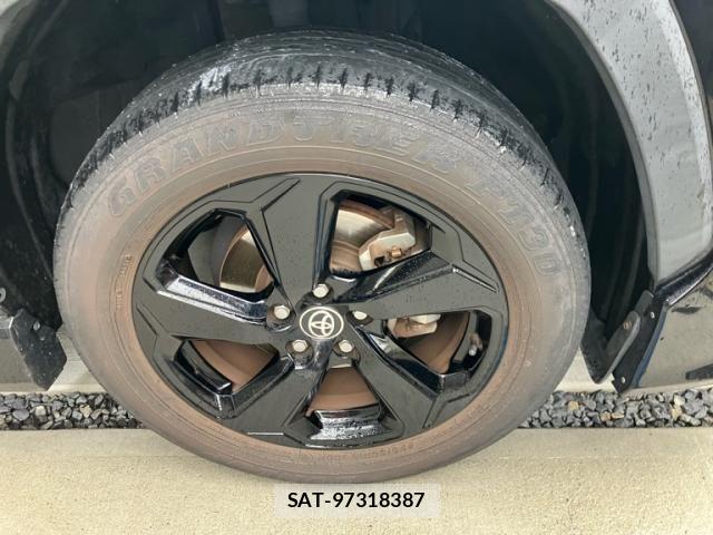 Toyota RAV4 2021-03 7224116-4