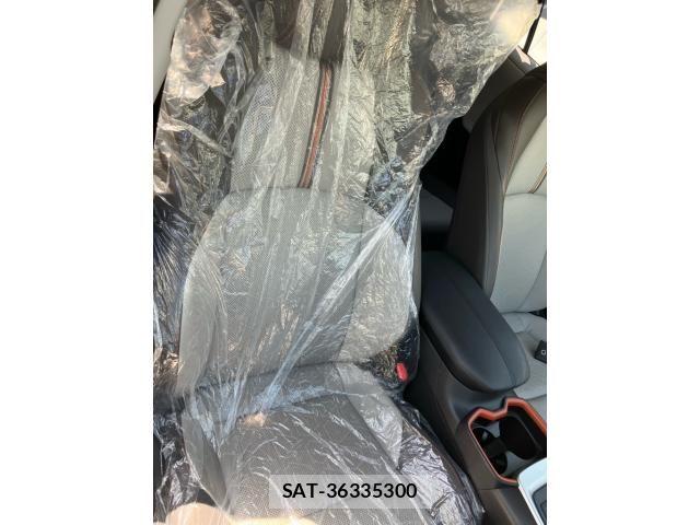 Toyota RAV4 2019-07 7224076-12