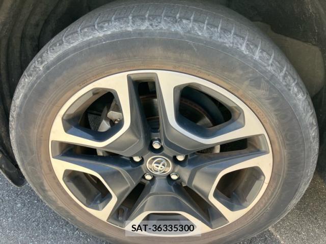 Toyota RAV4 2019-07 7224076-8