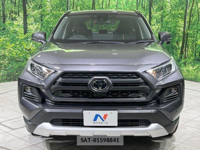 Toyota RAV4 2023-03 7218278-13