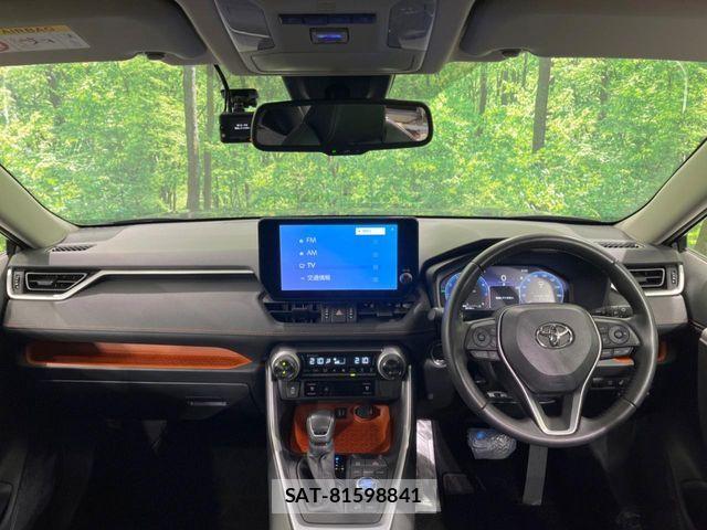 Toyota RAV4 2023-03 7218278-1