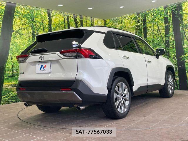 Toyota RAV4 2020-11 7224098-16