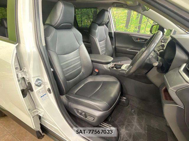 Toyota RAV4 2020-11 7224098-7
