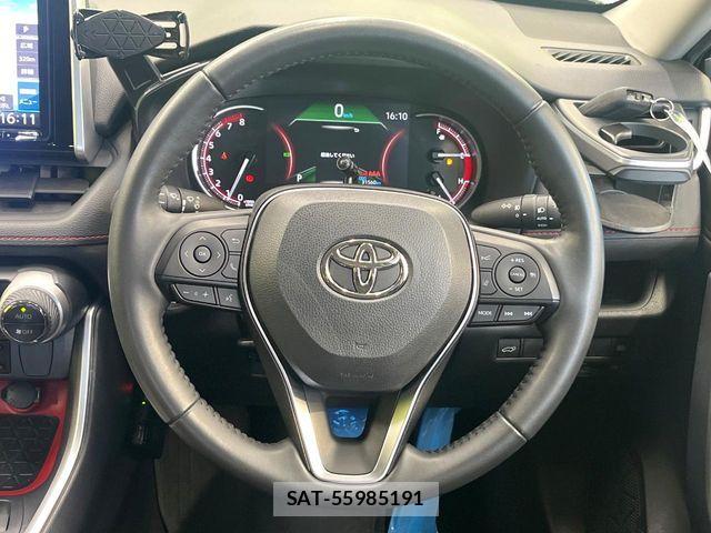 Toyota RAV4 2021-11 7216569-10