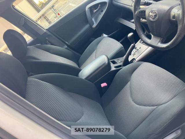 Toyota RAV4 2016-01 7224064-9
