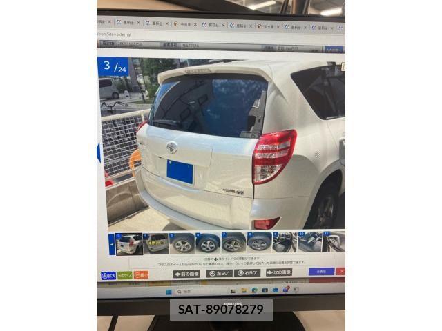 Toyota RAV4 2016-01 7224064-2