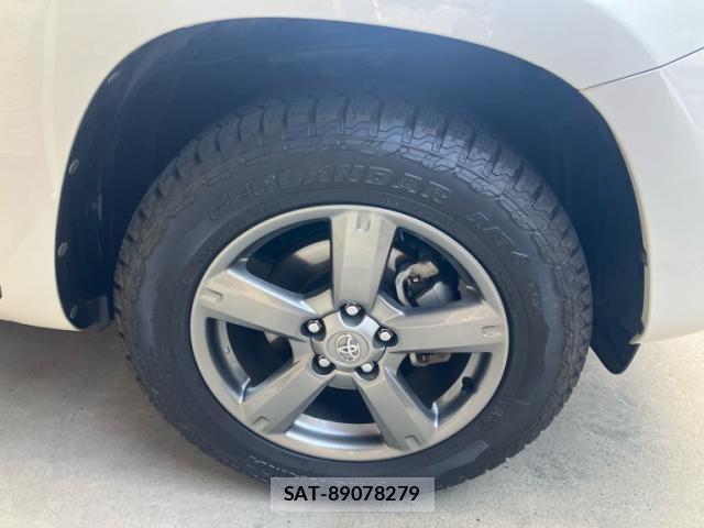 Toyota RAV4 2016-01 7224064-5