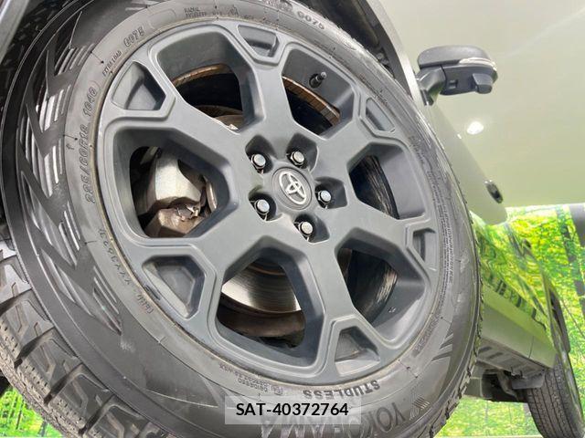 Toyota RAV4 2023-07 7224137-15