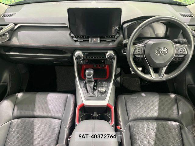 Toyota RAV4 2023-07 7224137-1