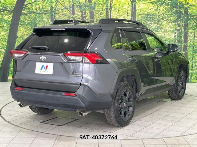 Toyota RAV4 2023-07 7224137-19