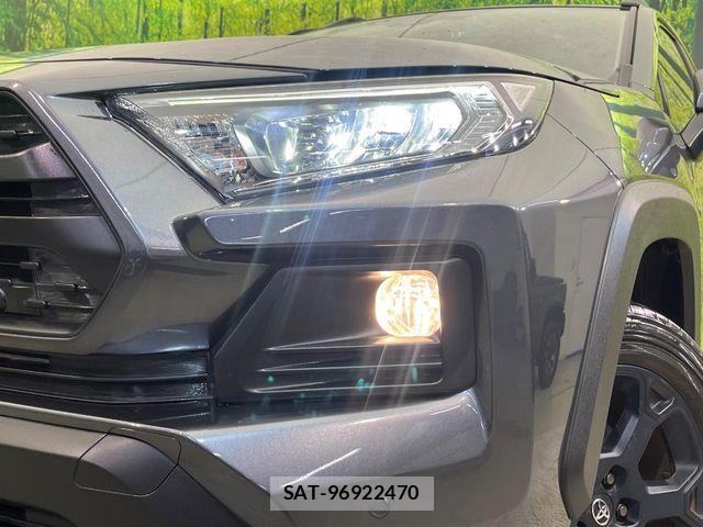 Toyota RAV4 2021-04 7252095-12