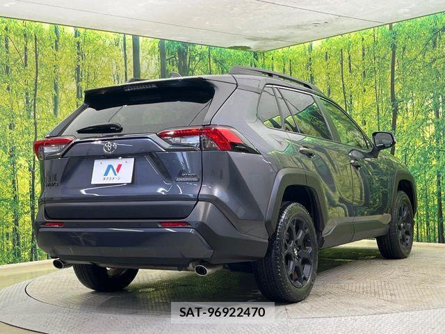 Toyota RAV4 2021-04 7252095-17