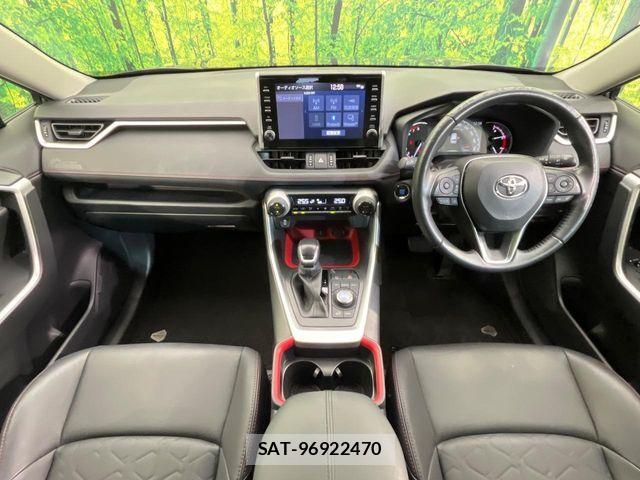 Toyota RAV4 2021-04 7252095-1