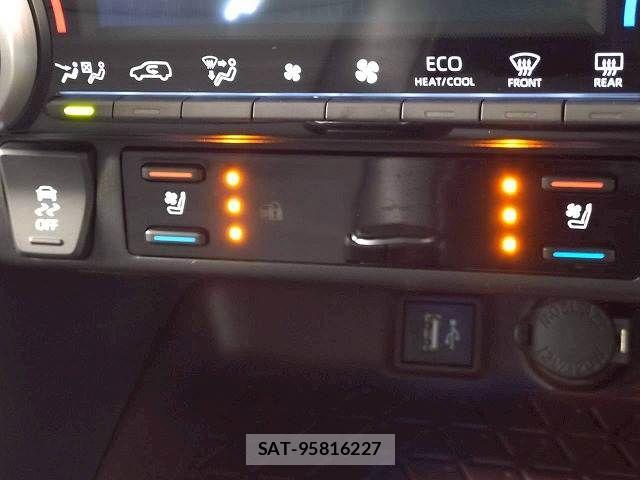 Toyota RAV4 2023-01 7252081-5