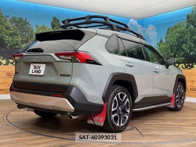 Toyota RAV4 2021-02 7252085-17