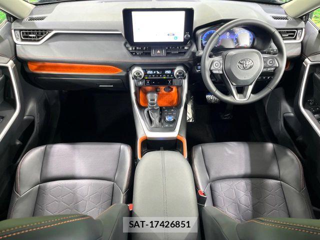 Toyota RAV4 2025-10 7252083-2