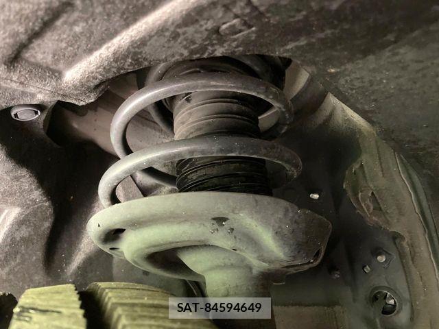 Toyota RAV4 2019-05 7252086-19