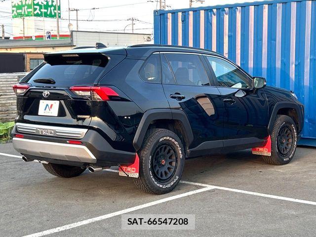 Toyota RAV4 2019-05 7252088-17