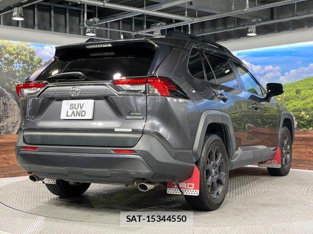 Toyota RAV4 2021-07 7252098-16