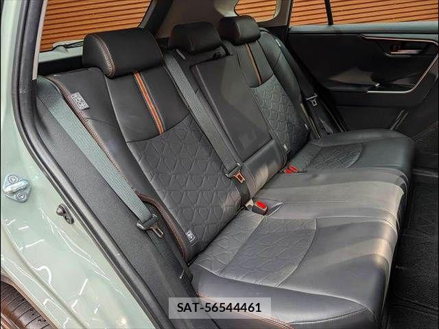 Toyota RAV4 2021-04 7250046-8