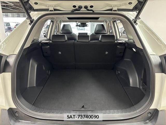 Toyota RAV4 2022-07 7252082-12