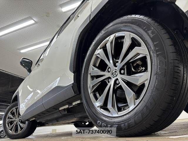 Toyota RAV4 2022-07 7252082-18