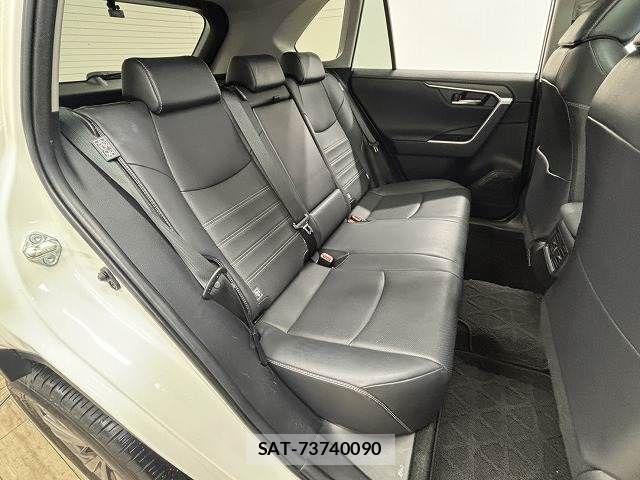 Toyota RAV4 2022-07 7252082-5