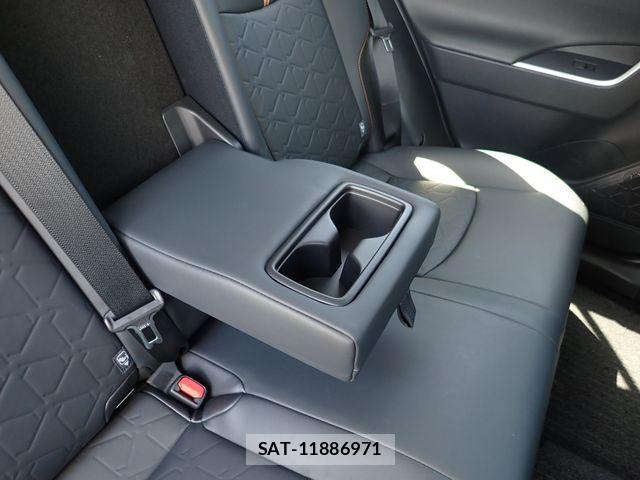 Toyota RAV4 2019-10 7252089-22