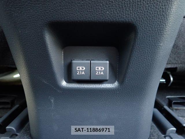 Toyota RAV4 2019-10 7252089-24