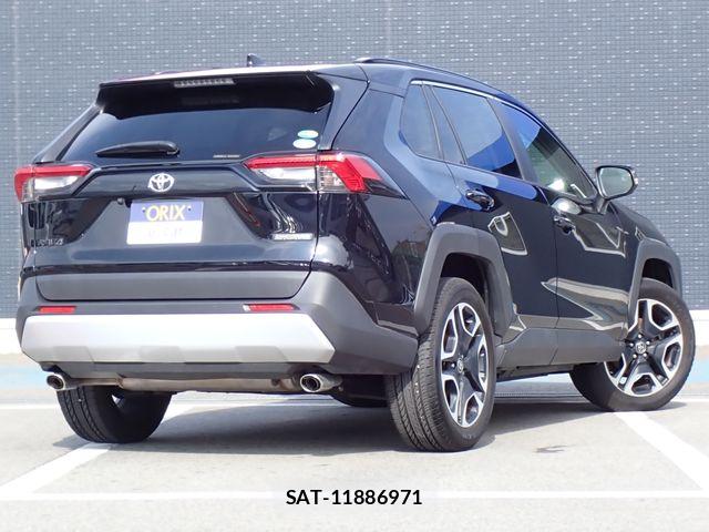 Toyota RAV4 2019-10 7252089-2