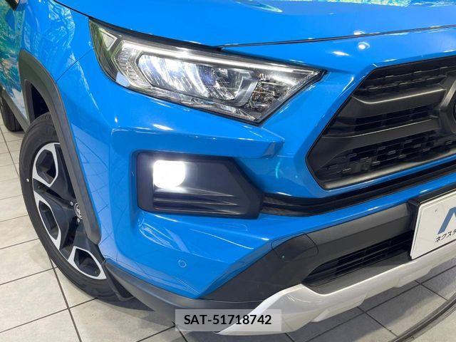 Toyota RAV4 2019-08 7252093-11