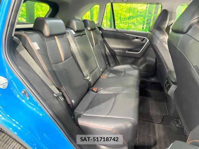 Toyota RAV4 2019-08 7252093-8