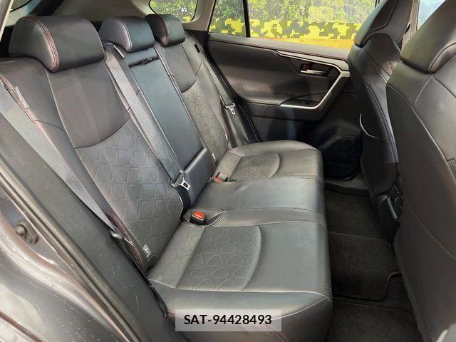 Toyota RAV4 2024-04 7250245-10