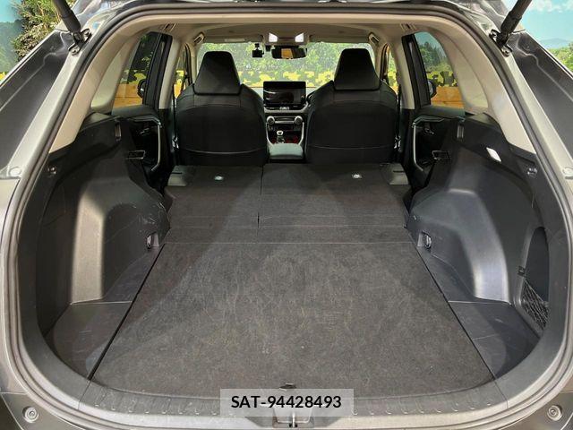 Toyota RAV4 2024-04 7250245-11