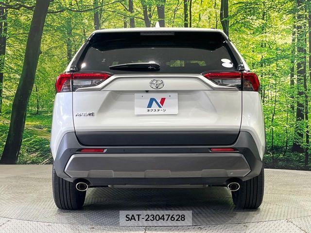 Toyota RAV4 2020-08 7252094-15