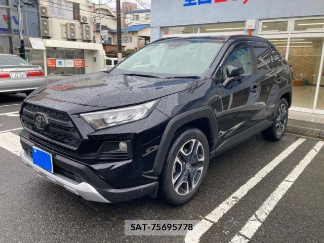 Toyota RAV4 2019-08 7252102-1