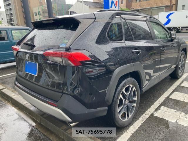 Toyota RAV4 2019-08 7252102-4