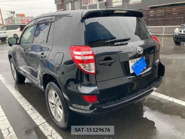 Toyota RAV4 2009-05 7252099-1