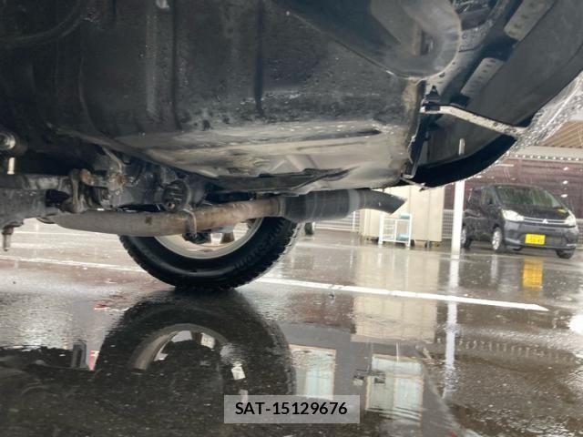 Toyota RAV4 2009-05 7252099-6