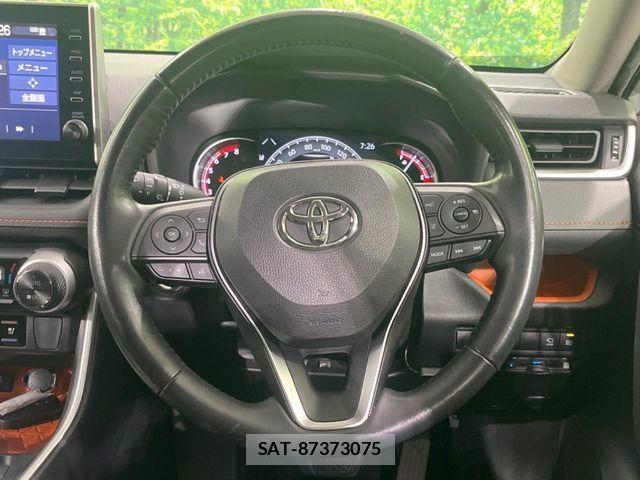 Toyota RAV4 2021-07 7252091-10
