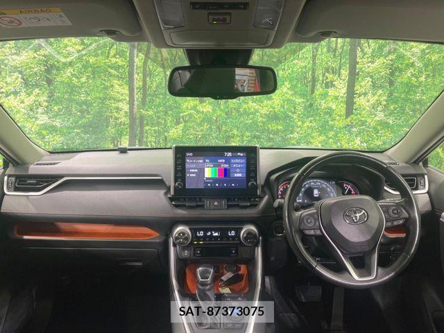 Toyota RAV4 2021-07 7252091-1