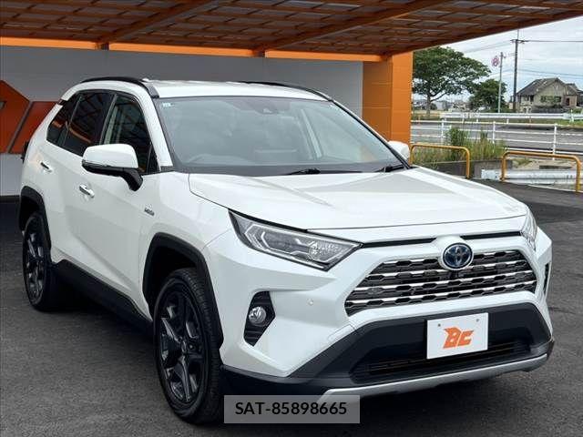 Toyota RAV4 2021-11 7252084-9