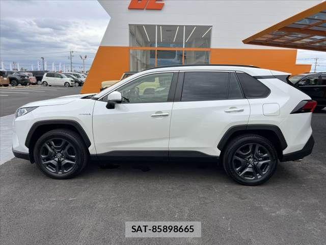 Toyota RAV4 2021-11 7252084-10