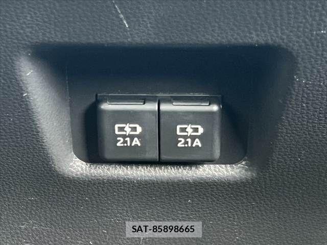 Toyota RAV4 2021-11 7252084-21