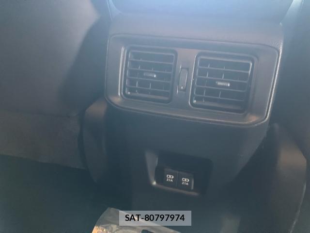 Toyota RAV4 2019-05 7252096-18