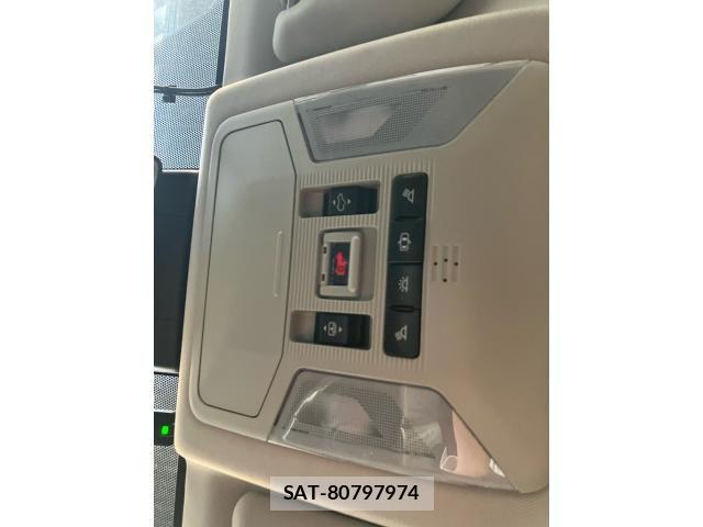 Toyota RAV4 2019-05 7252096-28