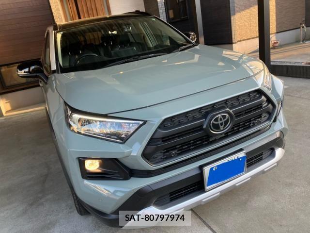 Toyota RAV4 2019-05 7252096-2