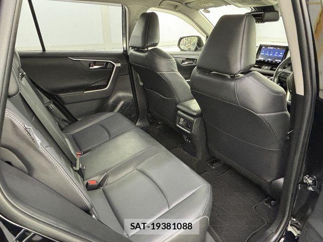 Toyota RAV4 2019-12 7250596-8