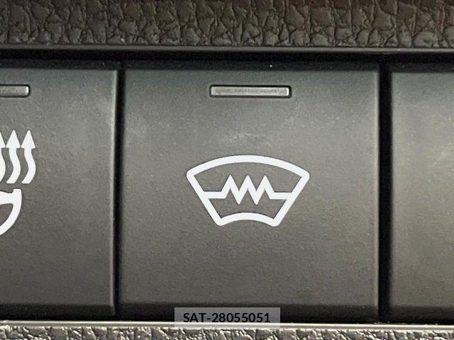 Toyota RAV4 2024-04 7252092-4