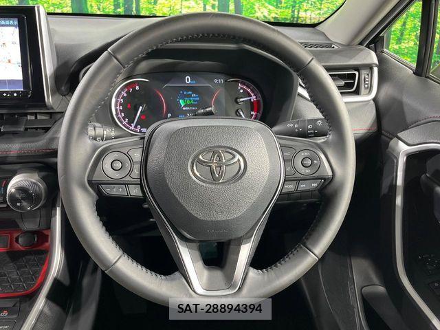 Toyota RAV4 2021-12 7272805-10
